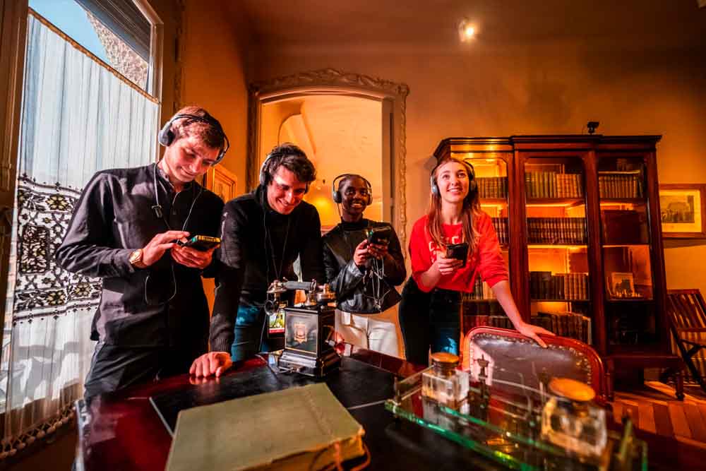 La Pedrera - Casa Mila - Image 4 of 15