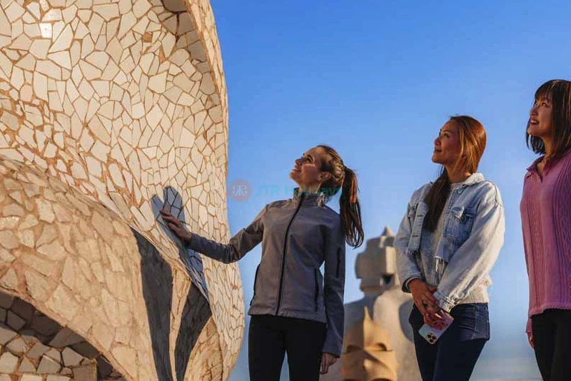 La Pedrera - Casa Mila Ticket: Gaudí’s Iconic Masterpiece in Barcelona - JTR Holidays - Image 13 of 15