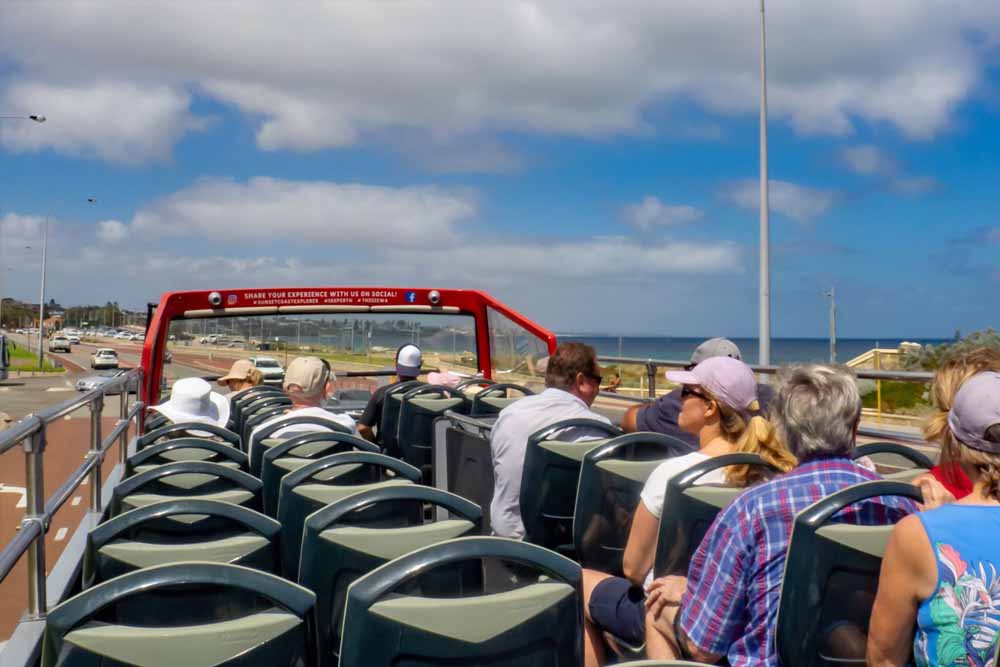 Perth Hop-On Hop-Off Bus Tour - Image 7 of 11