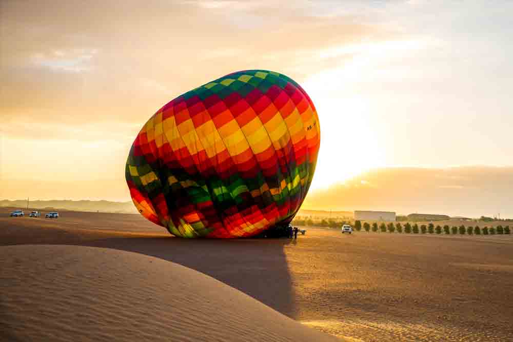 Dubai Hot Air Balloon Experience - Image 3 of 8