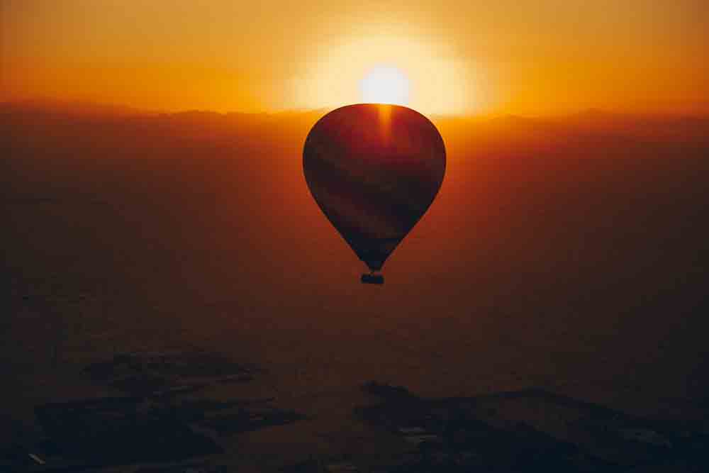 Dubai Hot Air Balloon Experience - Image 8 of 8