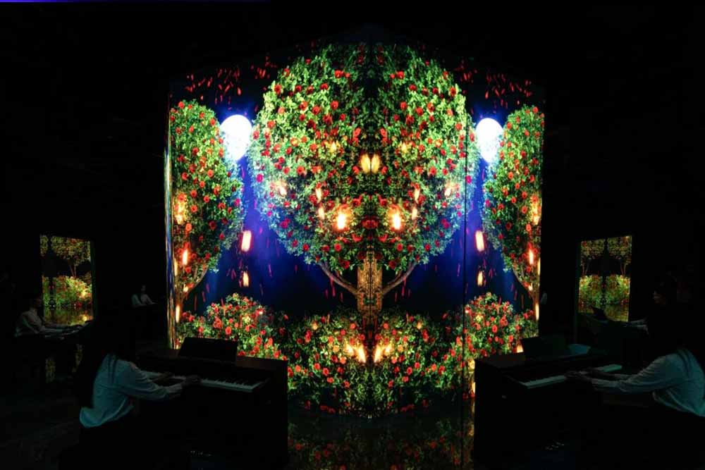 ARTE MUSEUM DUBAI - Discover the ARTE Museum Dubai, an immersive art destination in Dubai Mall. Explore 14 unique zones themed around 'Eternal Nature,' featuring advanced technology, captivating soundscapes, and custom-crafted scents. Experience art like never before at ARTE Museum Dubai, where creativity meets sensory engagement. ARTE MUSEUM DUBAI - Image 5 of 5