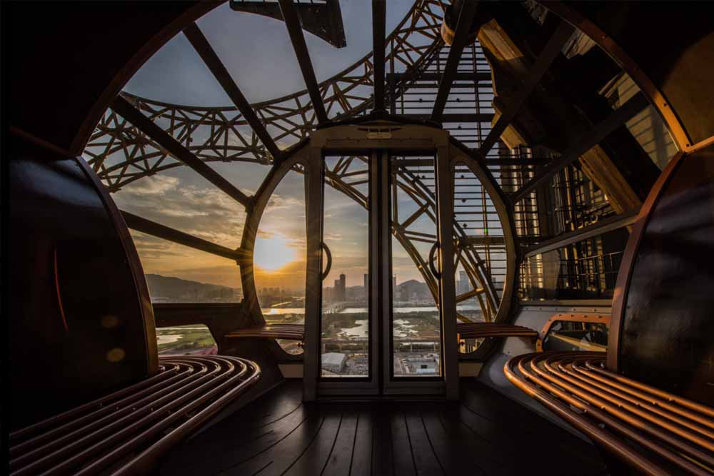 Golden Reel Ferris Wheel Macau - Image 5 of 9