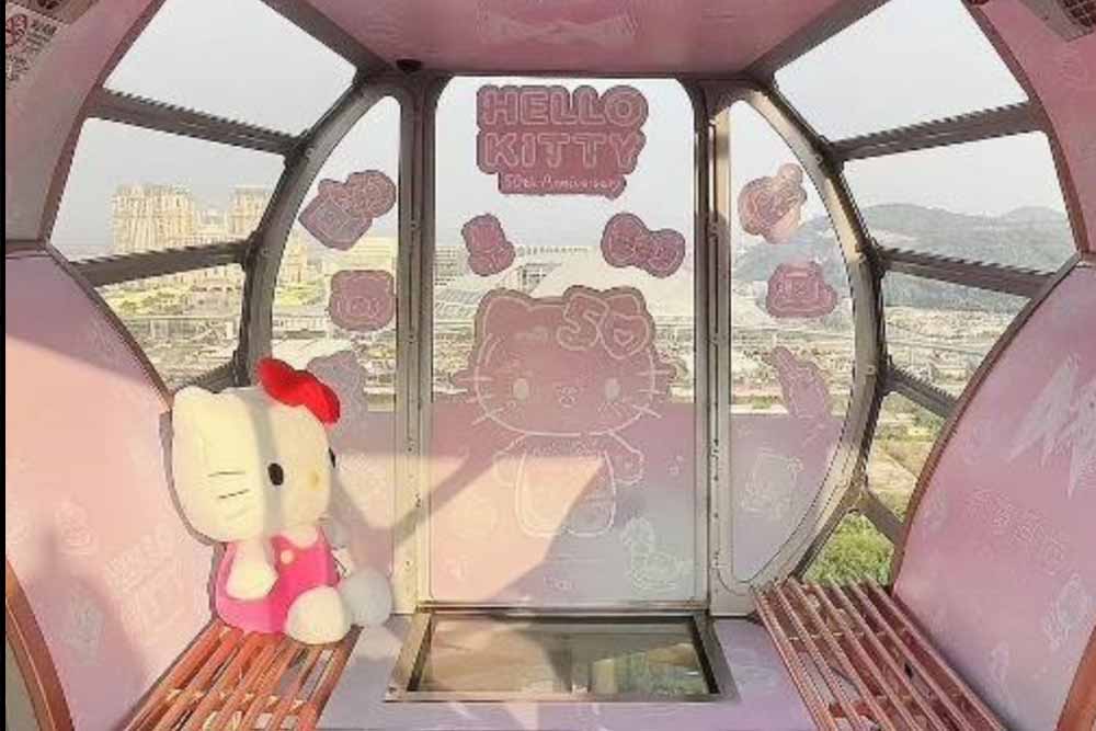 Golden Reel Ferris Wheel Macau - Image 6 of 9