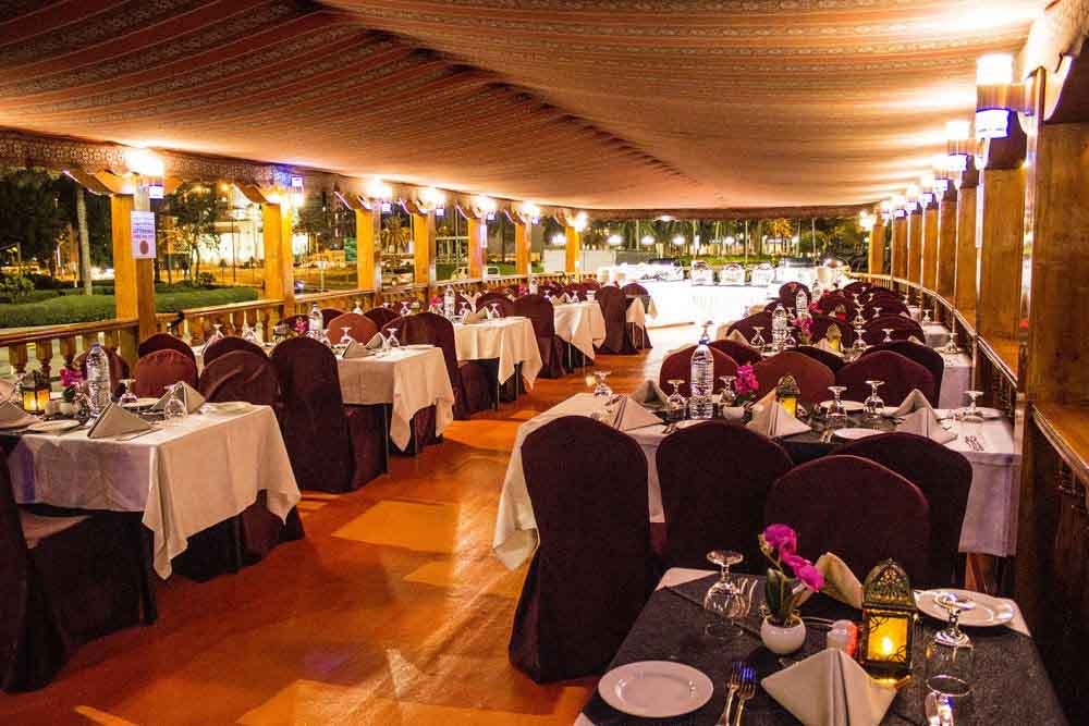 Dubai Creek Luxury Dhow Dinner Cruise - Image 3 of 6