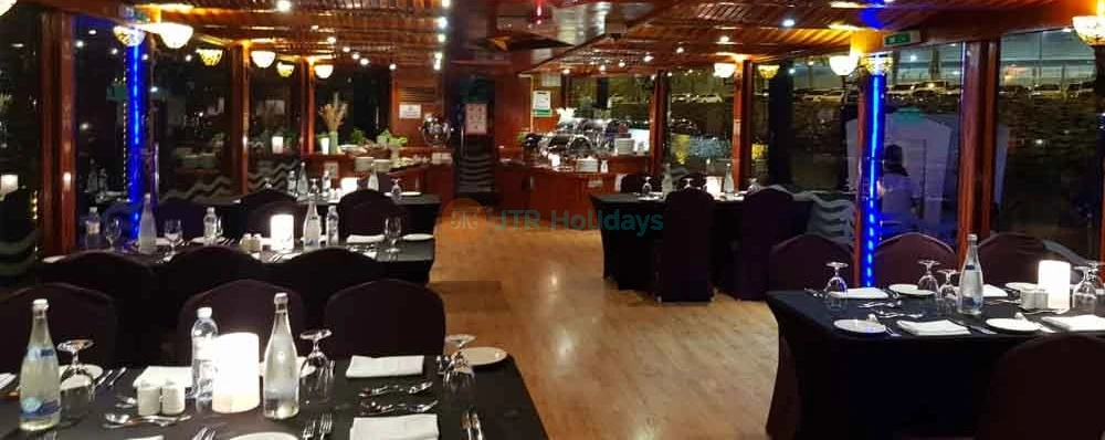 Dhow Cruise Abu Dhabi- Yas marina dinner cruise | Abu Dhabi cruise deals - Image 3 of 5