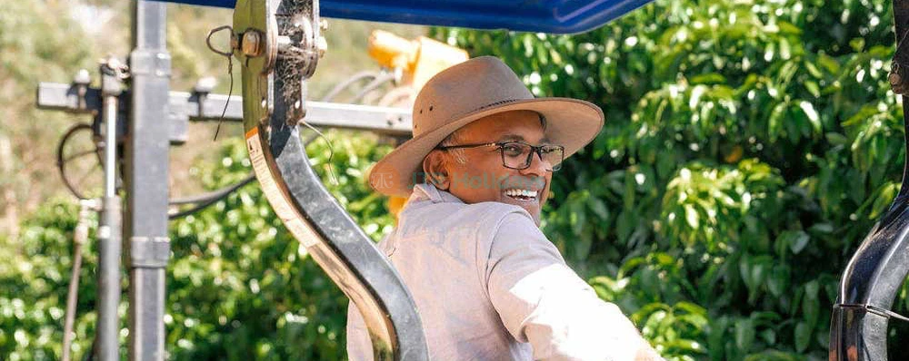 1-Hour Melbourne's Yarra Valley Orchard Tour | Fruit Picking Adventure - JTR Holidays - Image 3 of 5