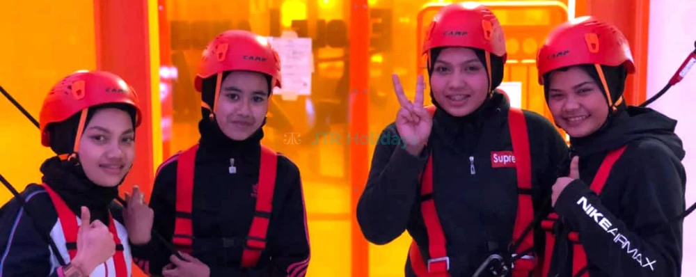 Eagle Landing Zipline - Thrilling Adventure Across the Mall - JTR Holidays - Image 3 of 5