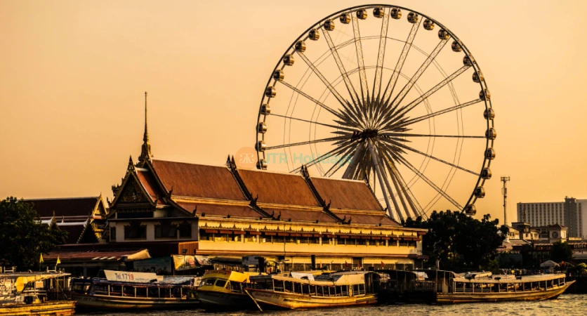 Asiatique Sky Ferris Wheel - Stunning Views of Bangkok's Skyline - JTR Holidays