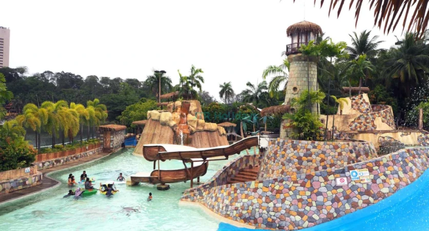 Wet World Water Park Shah Alam - Family Fun & Water Adventure - JTR holidays