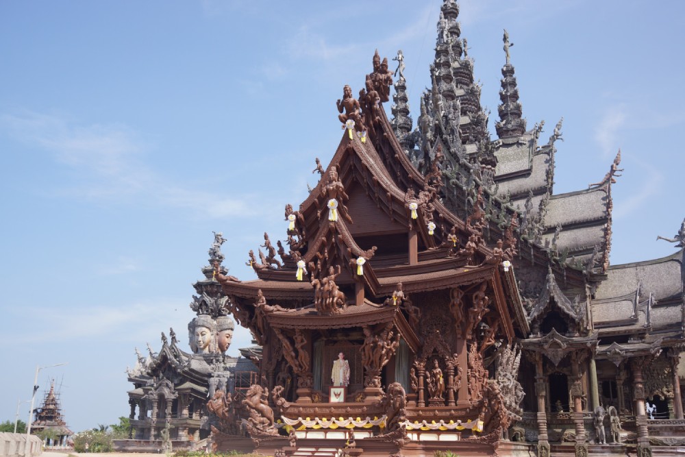 Sanctuaire de la Vérité - Image 6 of 9