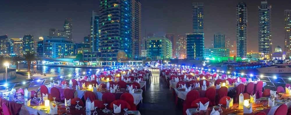 Marina Royal Dinner Dhow Cruise - Luxury Dinner Cruise in Dubai - JTR Holidays - Image 3 of 5