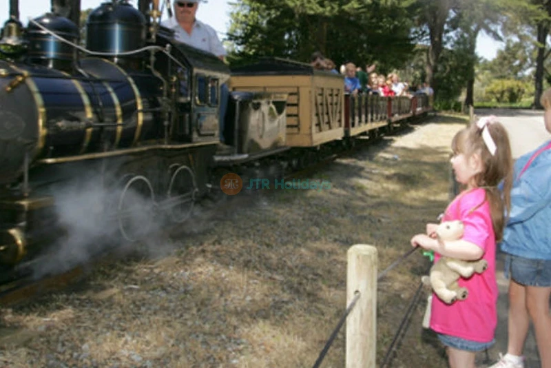 San Francisco Zoo Tickets - Image 6 of 10