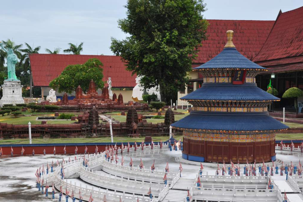 Mini Siam Pattaya - Image 1 of 5