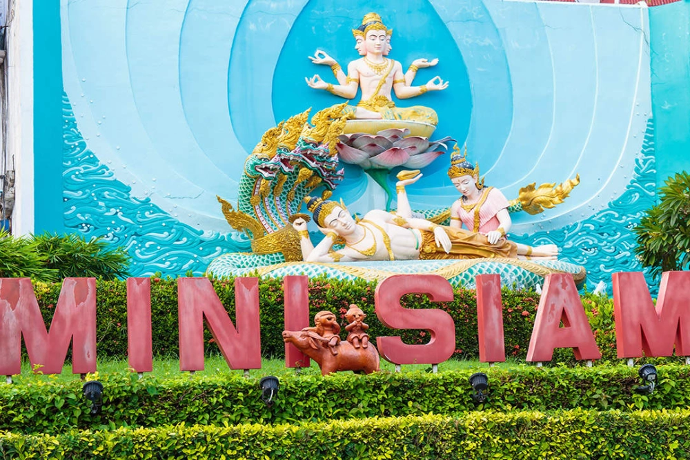 Mini Siam Pattaya - Image 4 of 6