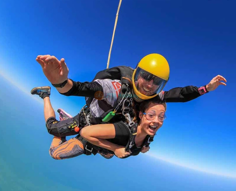 Skydive Dubai - Tandem Skydive in Dubai - Book Online Now - JTR Holidays - Image 5 of 5