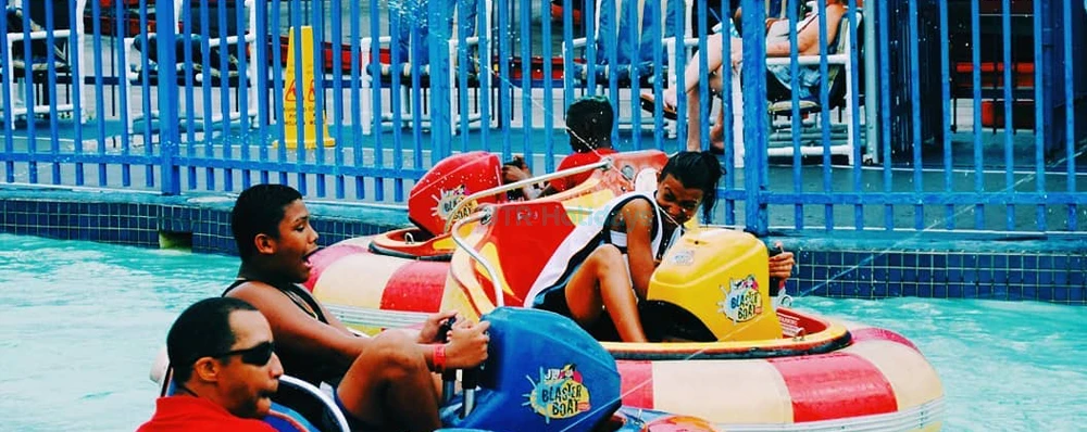 Fun Spot America Theme Parks - Image 4 of 5