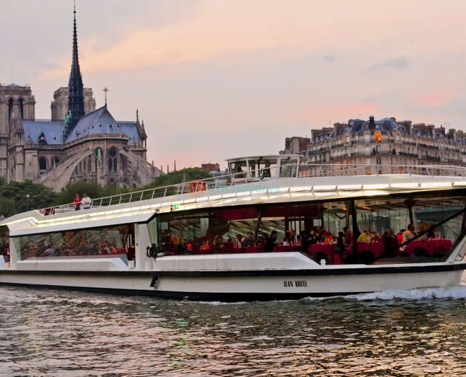 Seine River Cruise by Bateaux Mouches - Discover Paris from the Water - JTR Holidays - Image 2 of 5