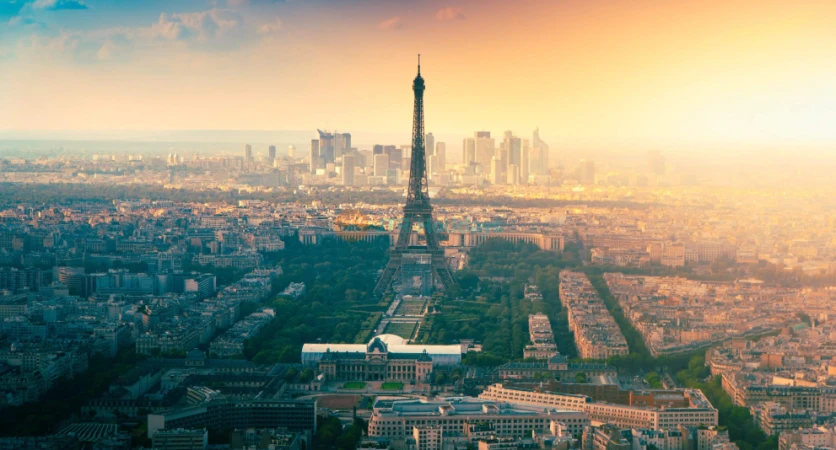 Montparnasse Tower Observation Deck - Stunning 360° Views of Paris - JTR Holidays