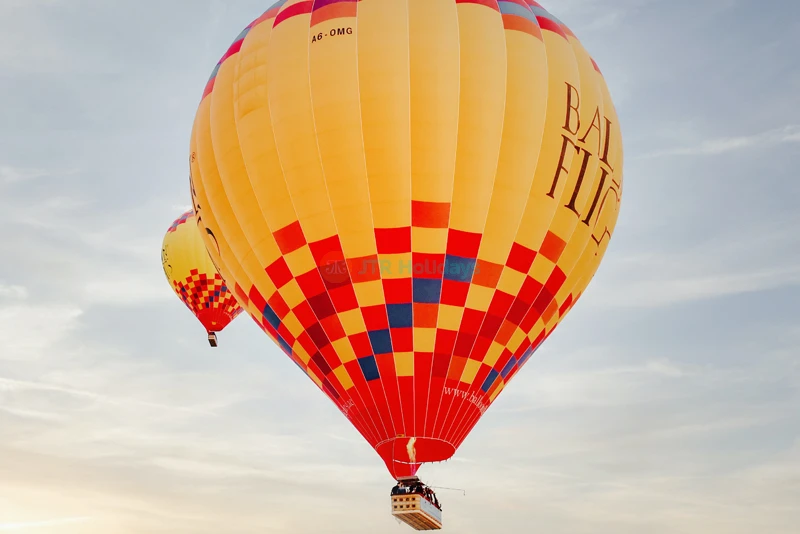 Sunrise Hot Air Balloon Flight – Experience Breathtaking Views at Dawn - JTR Holidays