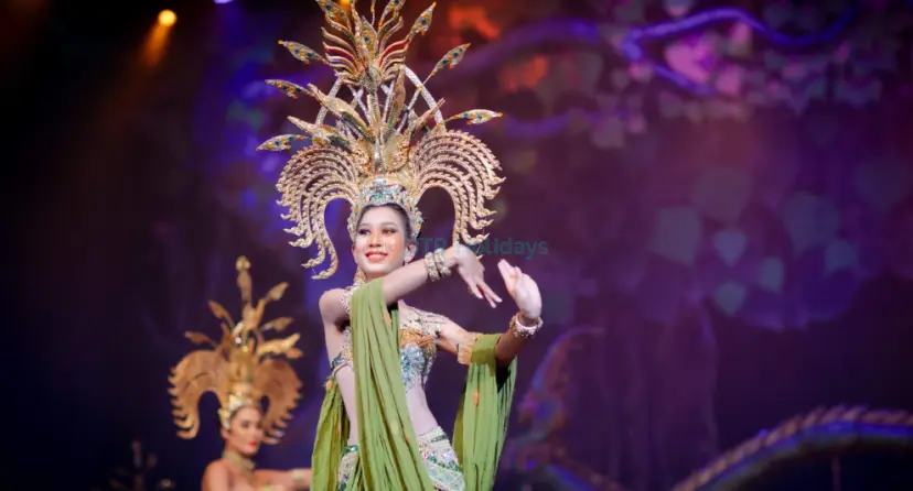 Alcazar Cabaret Show - Image 1 of 6