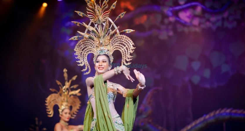 Alcazar Cabaret Show - Enjoy a Spectacular Performance in Pattaya - JTR Holidays