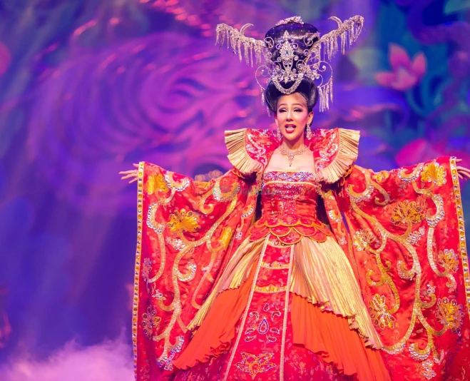 Alcazar Cabaret Show - Image 2 of 5