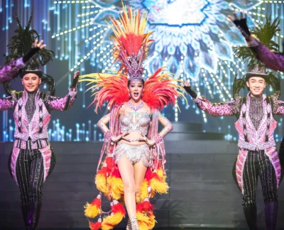 Alcazar Cabaret Show - Image 5 of 5