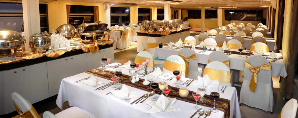 Chao Phraya Princess Cruise – Dinner, Views & Live Entertainment in Bangkok - JTR Holidays - Image 3 of 5