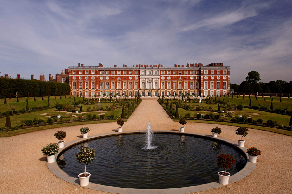 Hampton Court Palace - Image 1 of 7