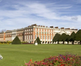 Hampton Court Palace - Explore Royal History and Stunning Gardens - JTR Holidays