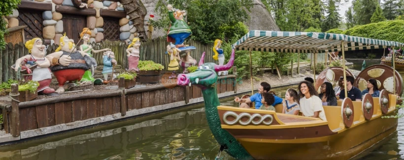 Parc Asterix - Image 3 of 5
