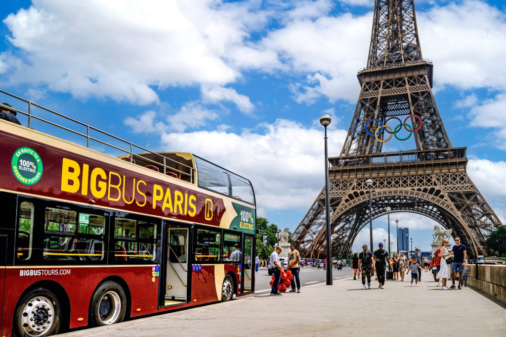 Big Bus Paris Hop on Hop Off Tour - Image 1 of 7