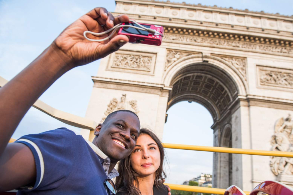 Big Bus Paris Hop on Hop Off Tour - Image 7 of 7