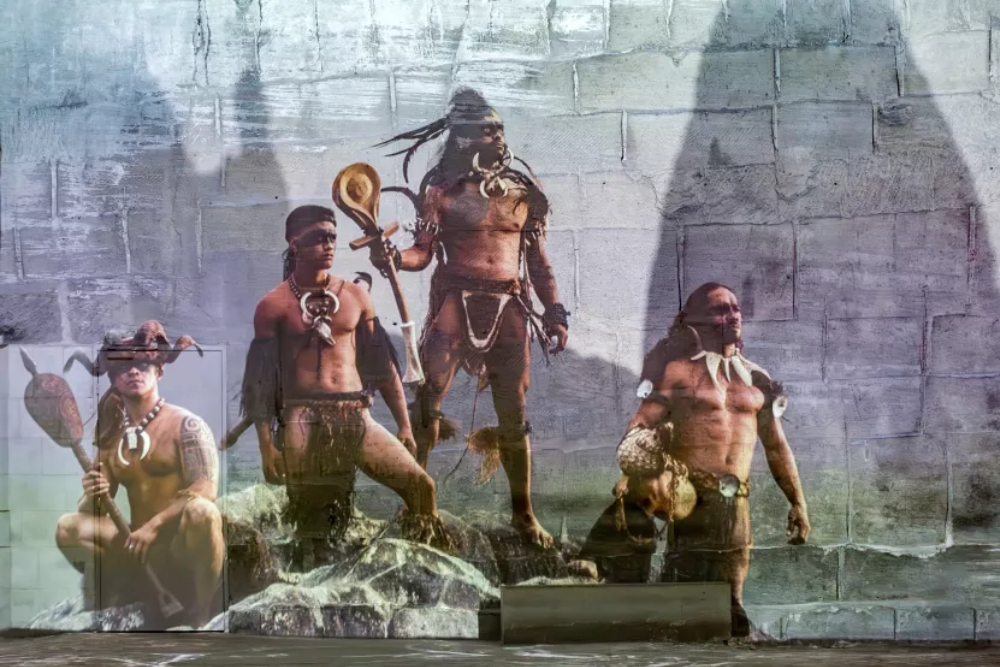 Carrieres des Lumieres - Image 1 of 5