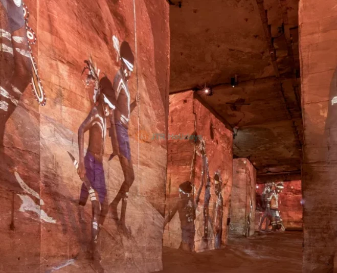 Carrieres des Lumieres - Immersive Digital Art Experience in a Quarry - JTR Holidays - Image 5 of 5