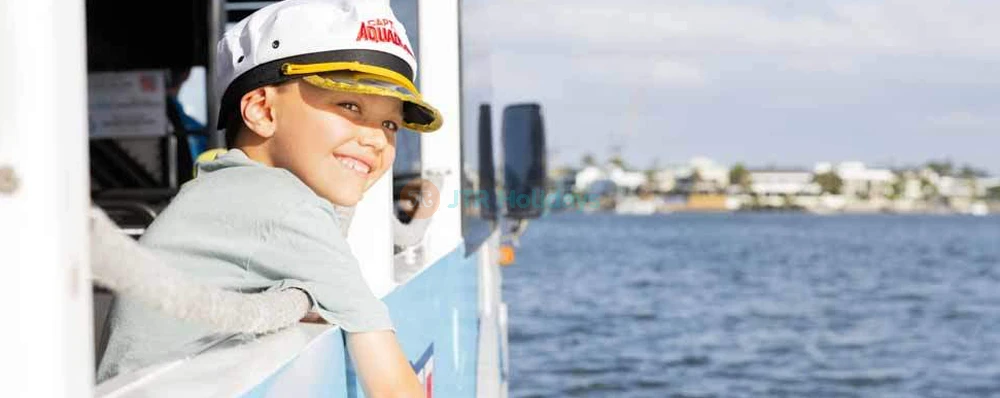 Aquaduck Gold Coast Tour | Unique Land & Water Adventure - JTR Holidays - Image 4 of 5