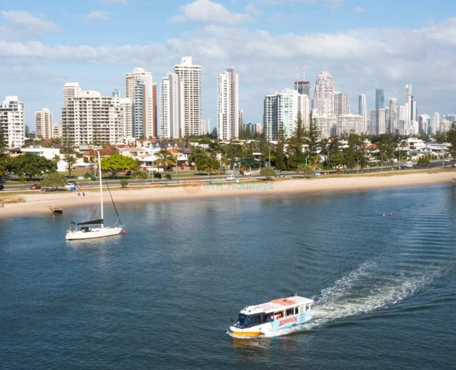 Aquaduck Gold Coast Tour | Unique Land & Water Adventure - JTR Holidays - Image 5 of 5