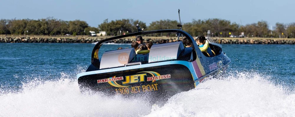 Jet Boat Extreme Gold Coast | Thrilling High-Speed Adventure - JTR Holidays - Image 3 of 5