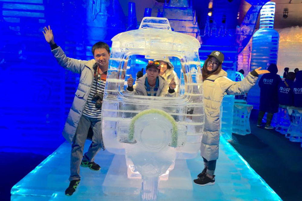 Frost Magical Ice of Siam - Frost Magical Ice of Siam is a unique attraction in Pattaya, where you can experience an icy wonderland in tropical temperatures. At Frost Magical Ice of Siam, explore giant ice sculptures showcasing Thai legends and international designs. Step into the cold Arctic environment of Frost Magical Ice of Siam, with temperatures reaching minus 10 degrees. Enjoy fun activities and explore an illuminated winter world at Frost Magical Ice of Siam. It’s the perfect way to cool off and enjoy something different in Pattaya at Frost Magical Ice of Siam. Frost Magical Ice of Siam - Image 4 of 5