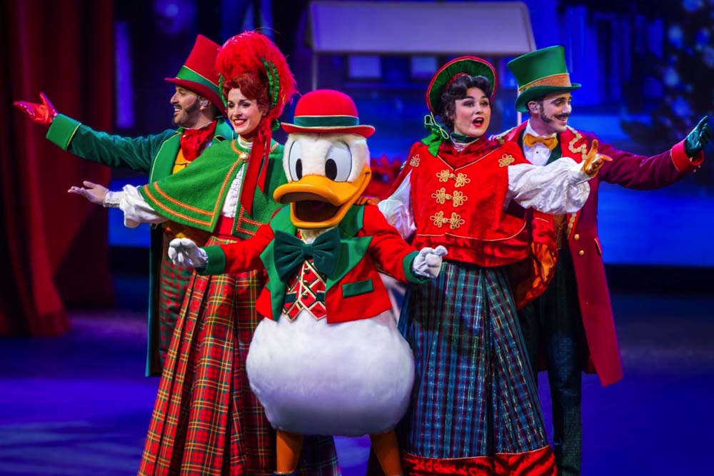 Disneyland Paris - Image 14 of 15