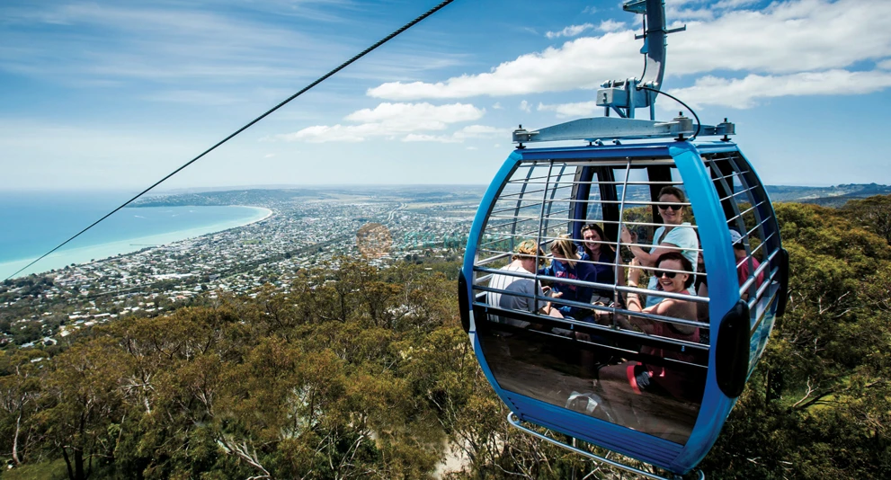 Arthur's Seat Eagle Scenic Cable Car Ride & Breathtaking Views - JTR Holidays - Image 1 of 5