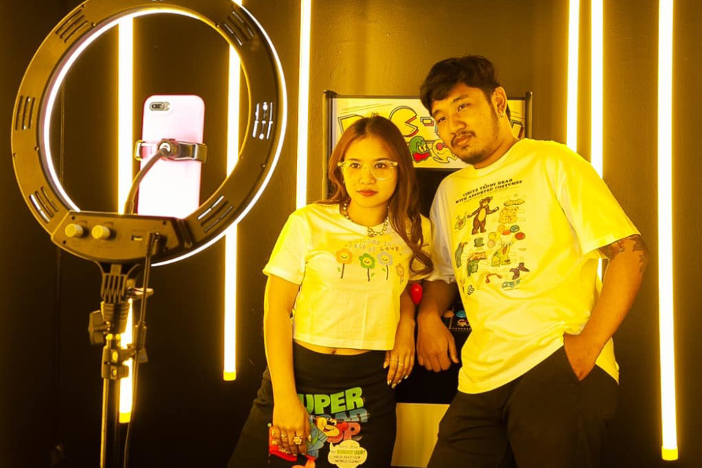 تجربة السيلفي بوكيت - Image 1 of 7