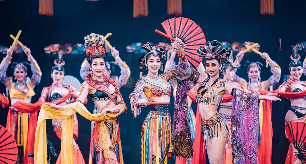 サイモン・キャバレー・プーケット - Image 1 of 8