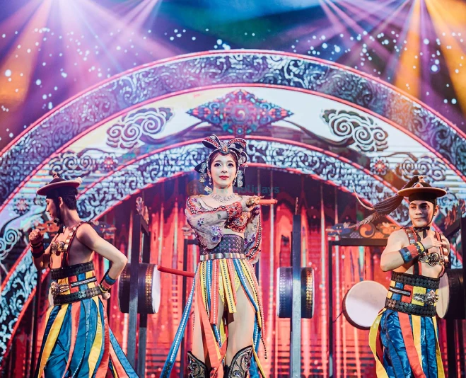 サイモン・キャバレー・プーケット - Image 2 of 8