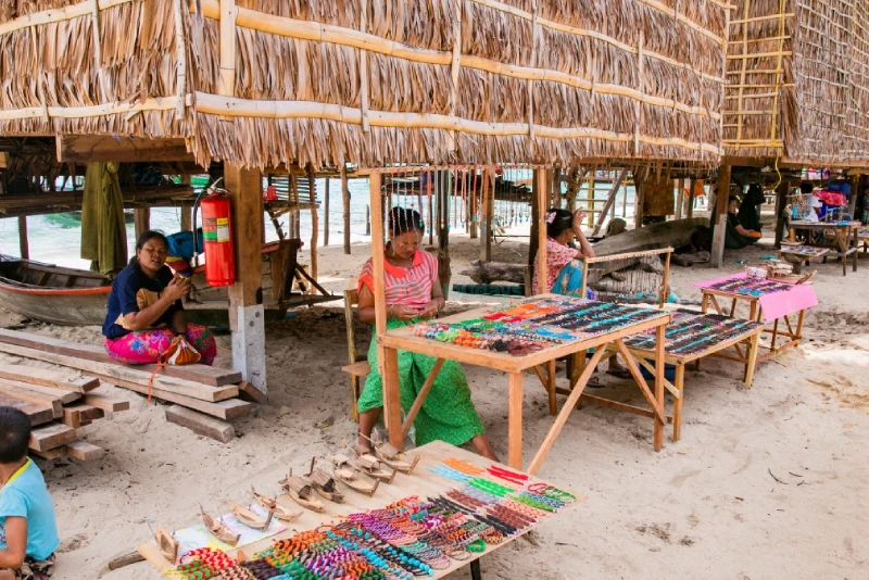 Surin Islands Snorkelling Tour from Phuket - Explore Coral Reefs & Marine Life - JTR Holidays - Image 6 of 8