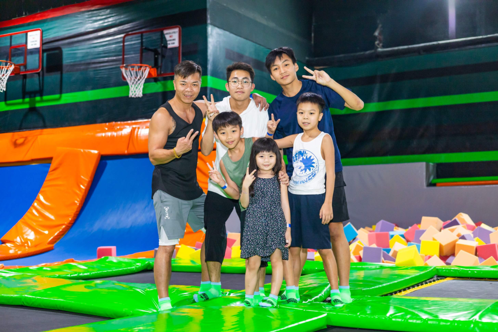 Froggy's Fun Park - Image 1 of 9