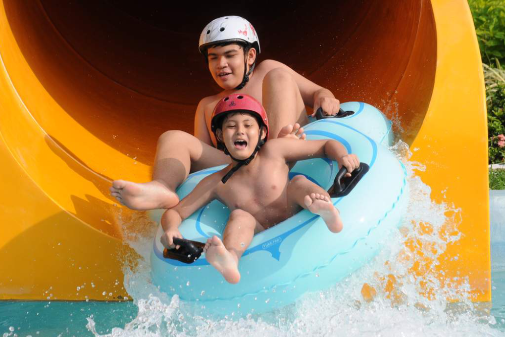 Black Mountain Water Park - Image 8 of 8