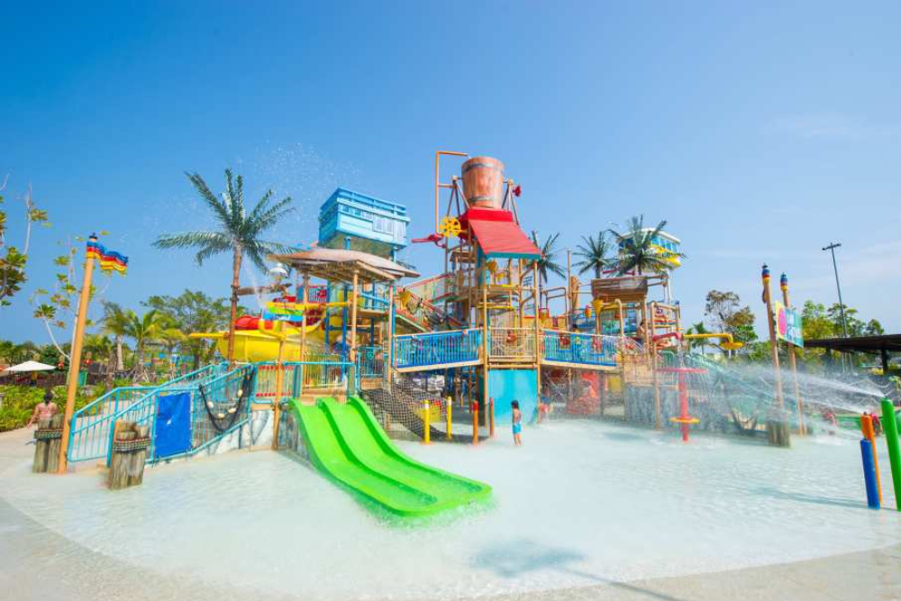 Vana Nava Water Park - Image 7 of 8