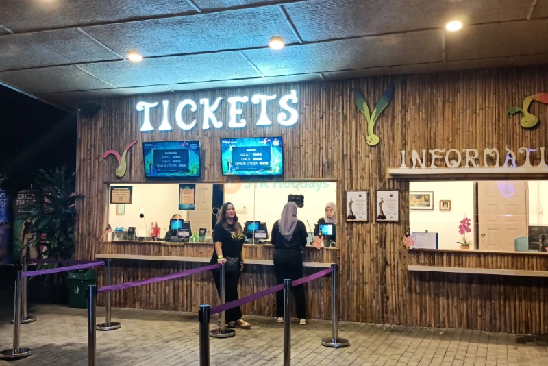 Dream Forest Langkawi - Magical Night Walk Through Lights, Stories & Nature - JTR Holidays - Image 8 of 9